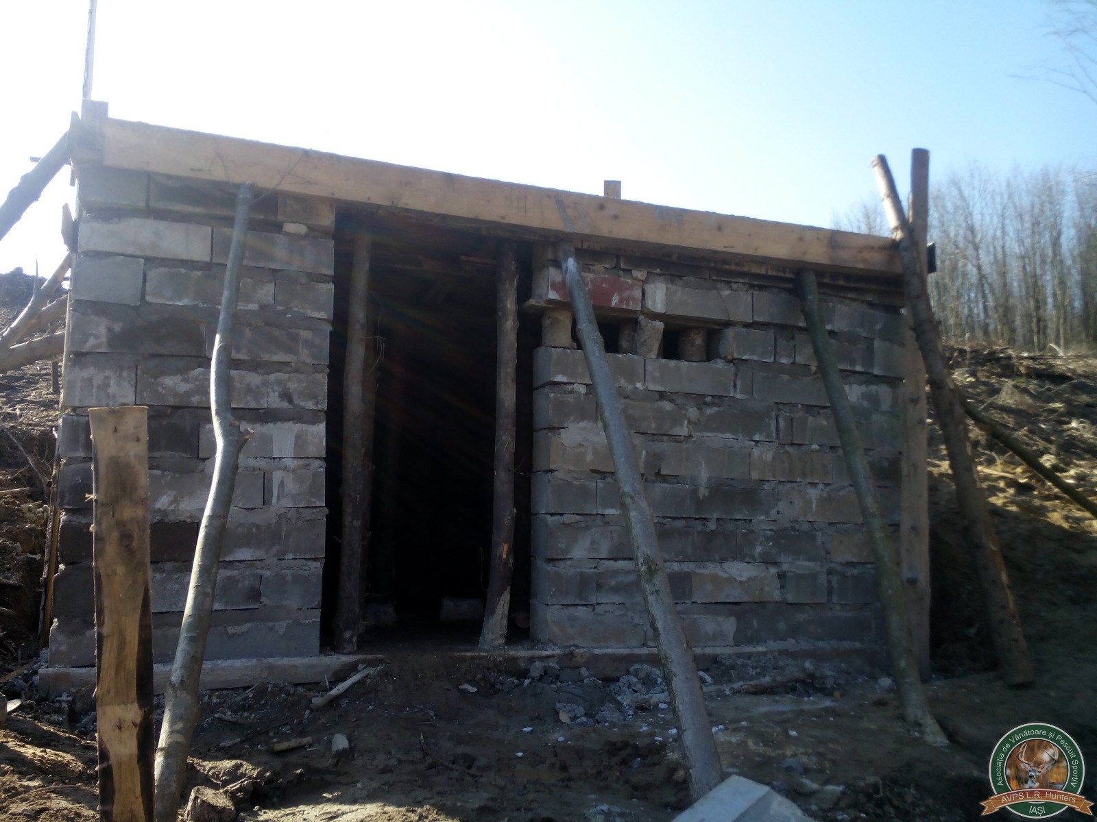 avps-lr-hunters-constructii-vanatoaresti-6