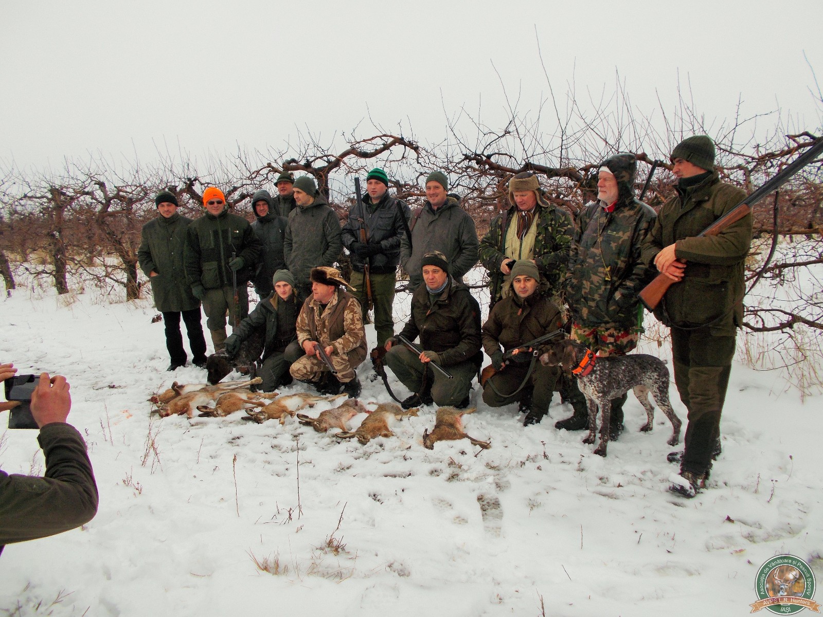 avps-lr-hunters-liteni_60-30